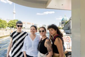 Von links: Lotsi Litzenberger, Rosita Kürbis, Michelle Klitzschmüller, Sonja Lunau Foto by Anna Wyszomierska, 2023